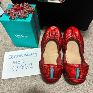 Size 6 Red Diamond Tieks